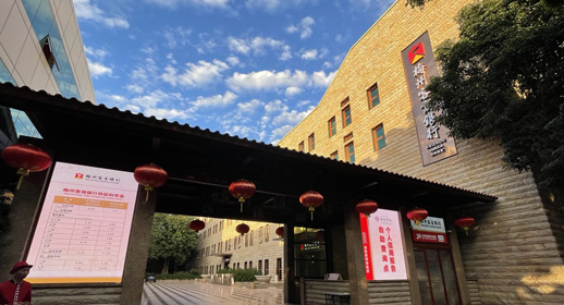 ����Ͷ��